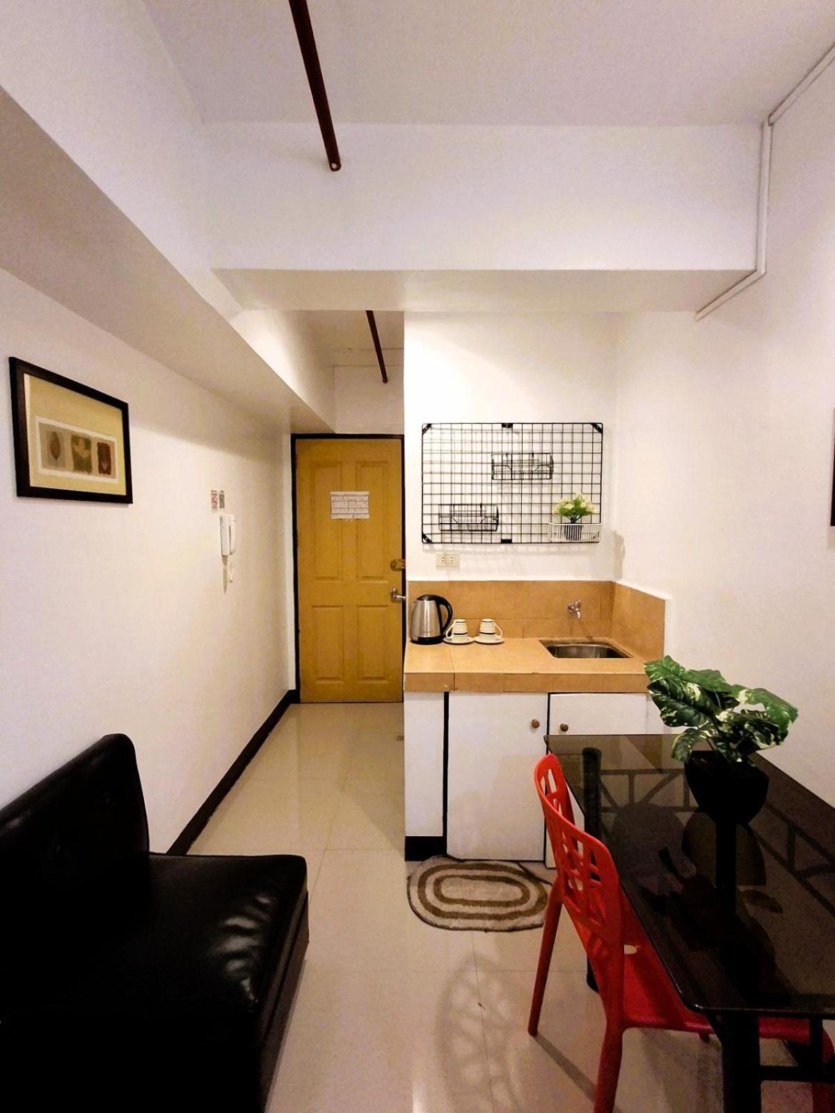 Makati Poblacion Hotel Mandaluyong ภายนอก รูปภาพ